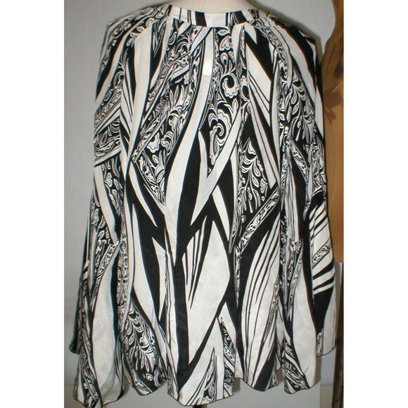 New NWT Womens 10 Italy Designer Silk Blouse Just Cavalli 46 Black White Bell - Picture 3 of 11